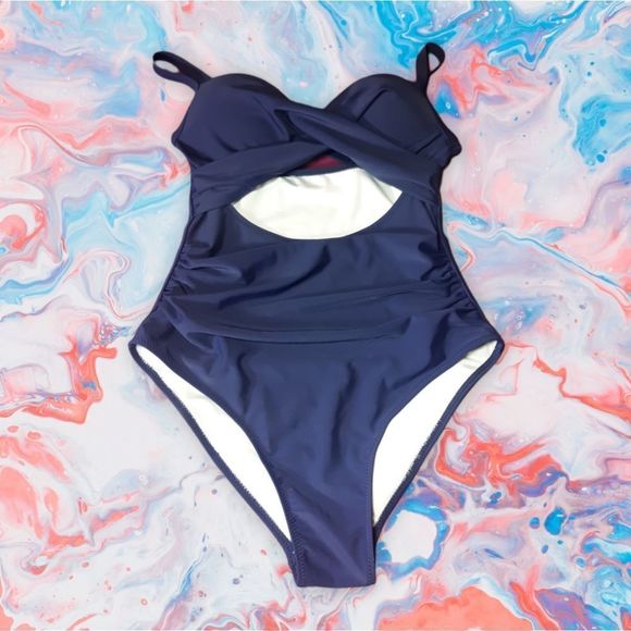 One Piece Swimsuit W/ Cutout, rushed sides and crossed straps NWOT Size Small - Picture 5 of 10